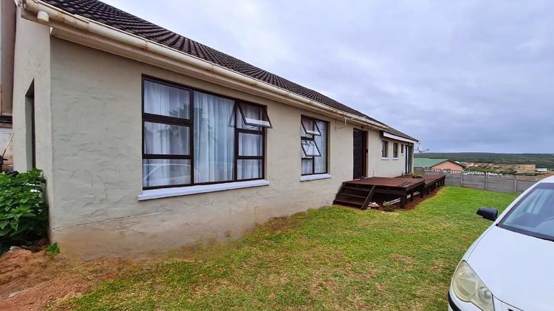 6 Bedroom Property for Sale in Mossel Bay Ext 26 Western Cape